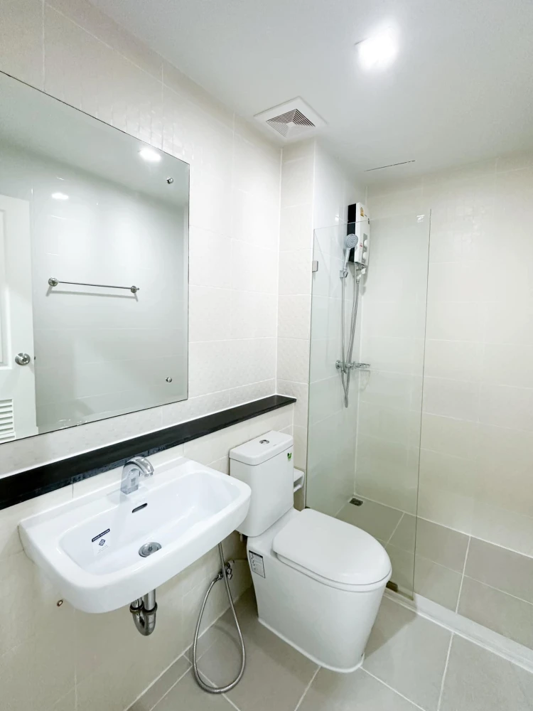 Condo for sale: The Knight, 1 bedroom, beautifully decorated, white tone, comfortable price, you must not miss it.