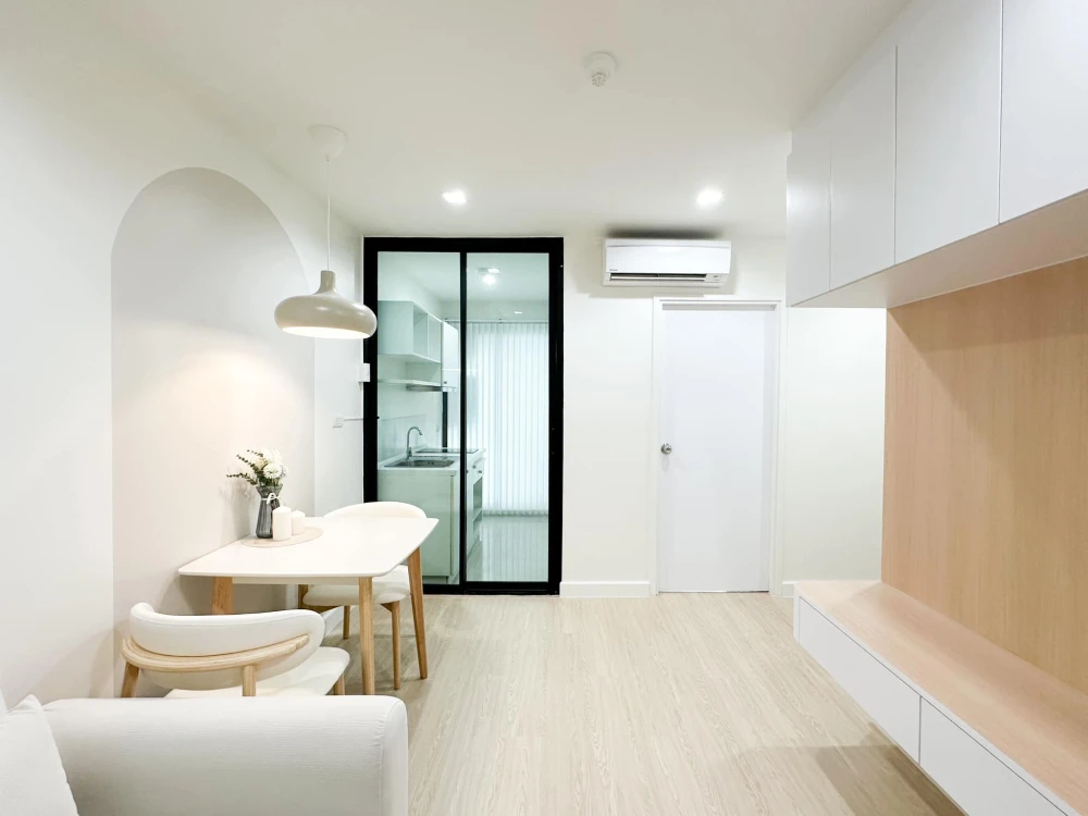 Condo for sale: The Knight, 1 bedroom, beautifully decorated, white tone, comfortable price, you must not miss it.