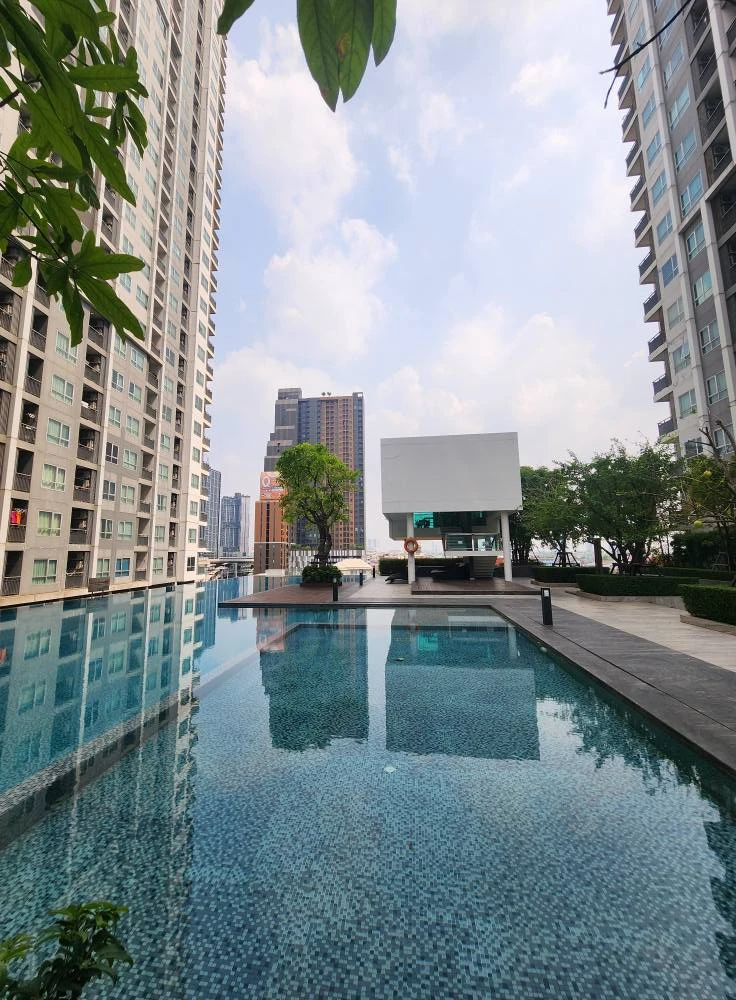 ขายคอนโด The Tempo Grand Sathorn Wutthakat ห้องเปล่า ราคาไม่แรง สายแต่งห้องรีบมาจองเลย