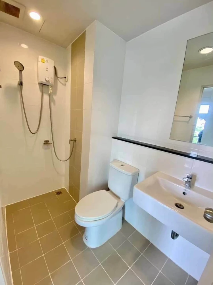 Condo for sale at Unio Rama 2-Thakham: Studio unit on the 7th floor. Unblocked view, airy and spacious with constant airflow. Buy now—don't miss out!