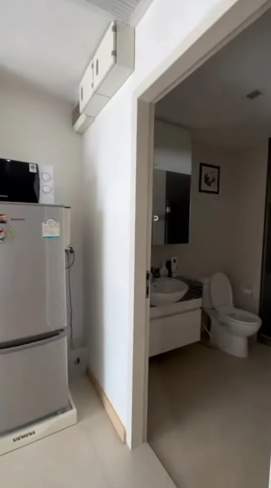 Condo for sale: Vertiq Rama 4–Siam. Ready to move in. Fully furnished. Come and own it today!