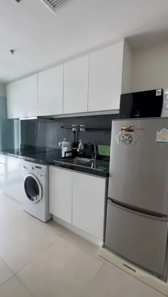 Condo for sale: Vertiq Rama 4–Siam. Ready to move in. Fully furnished. Come and own it today!