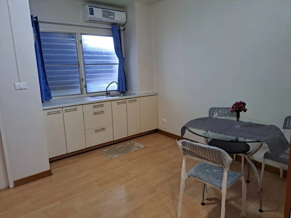 Condo for sale, Garden Court, 3rd floor, comes with usable space, great price, come and own it today, don't delay.