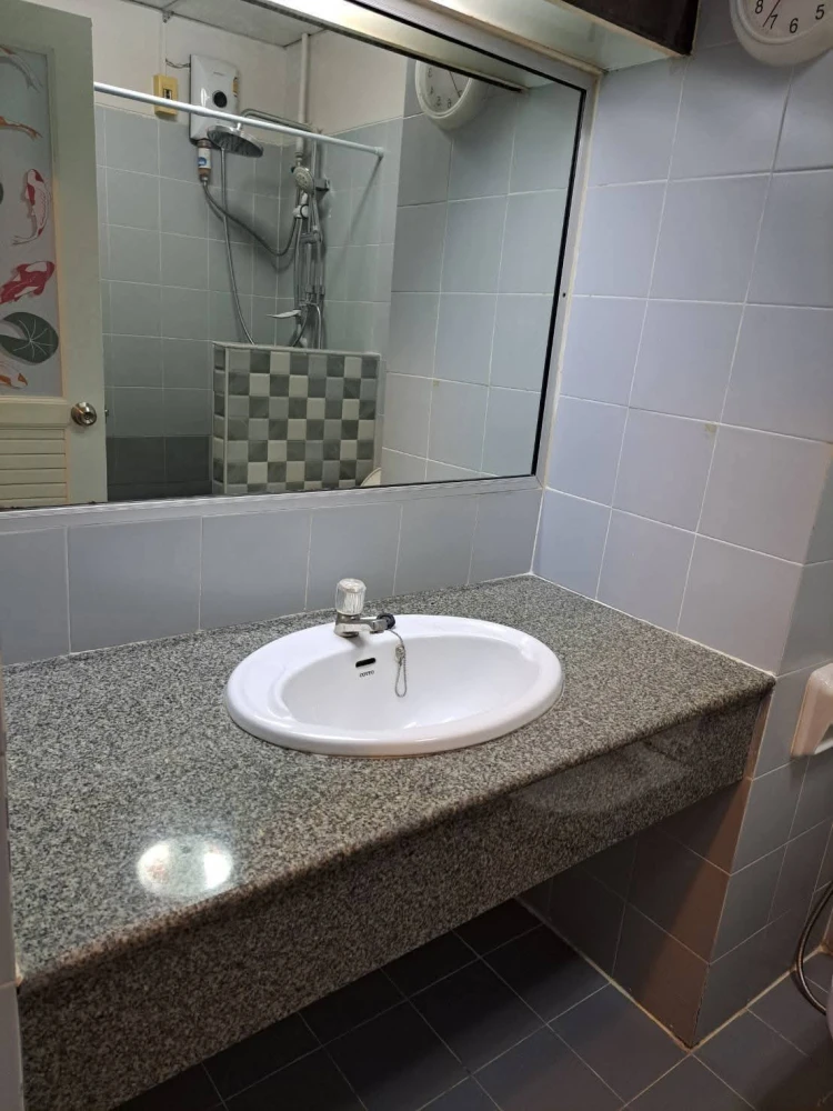 Condo for sale, Garden Court, 3rd floor, comes with usable space, great price, come and own it today, don't delay.