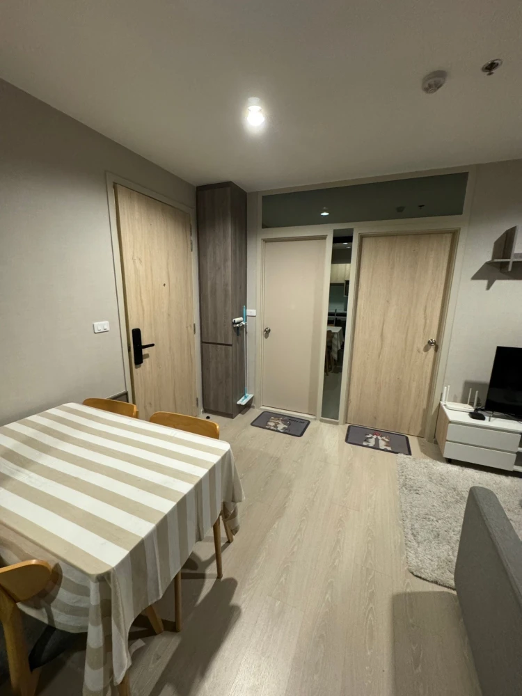 Condo for sale: New Noble Srinakarin – Lasalle, 42nd floor, stunning view, 2 bedrooms, 1 bathroom, fully furnished with built-in furniture and applian