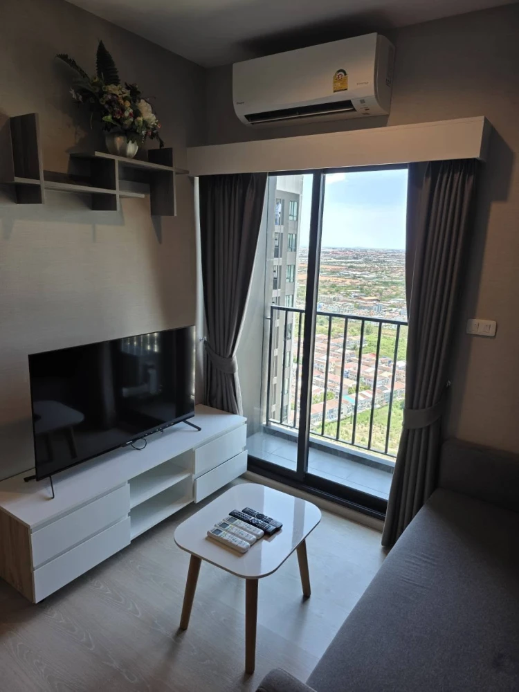 Condo for sale: New Noble Srinakarin – Lasalle, 42nd floor, stunning view, 2 bedrooms, 1 bathroom, fully furnished with built-in furniture and applian