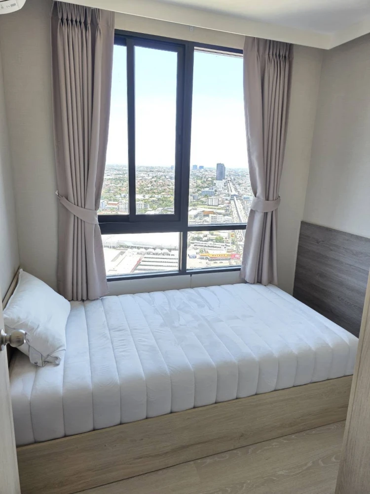 Condo for sale: New Noble Srinakarin – Lasalle, 42nd floor, stunning view, 2 bedrooms, 1 bathroom, fully furnished with built-in furniture and applian