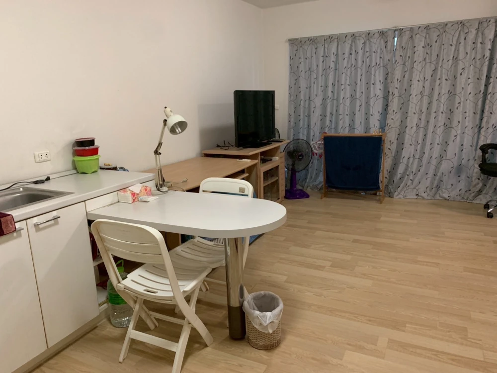Condo for sale, Phahonyothin Metro, 1 bedroom, 1 bathroom, comes with usable space, good price, buy now, don't miss the opportunity.