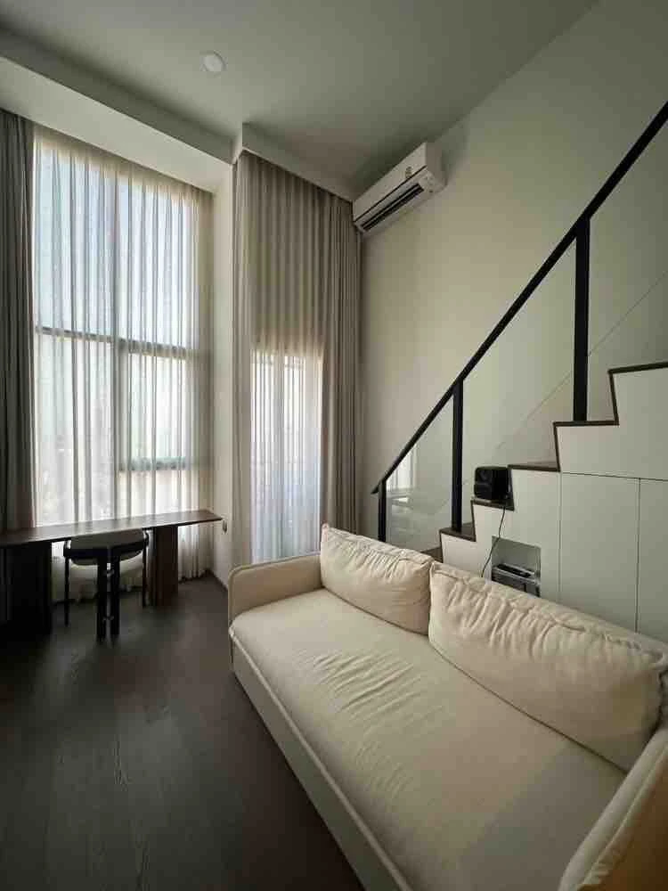 Condo for sale: Park Origin Chula-Samyan, Duplex room, 32nd floor, fully furnished, ready to move in. Become the owner today!