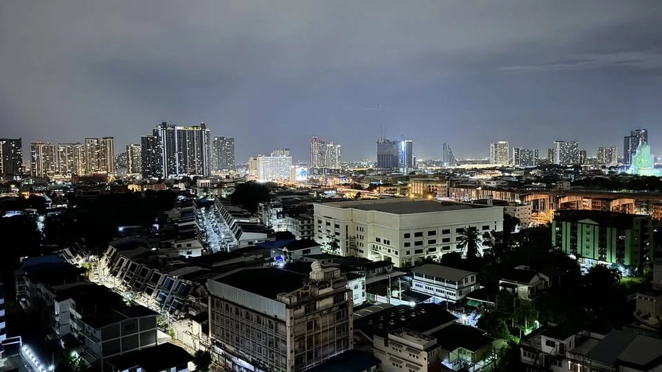 Condo for sale, Parkland Phetkasem-Tha Phra, 15th floor, open city view, no buildings blocking, great price, come and own it now.