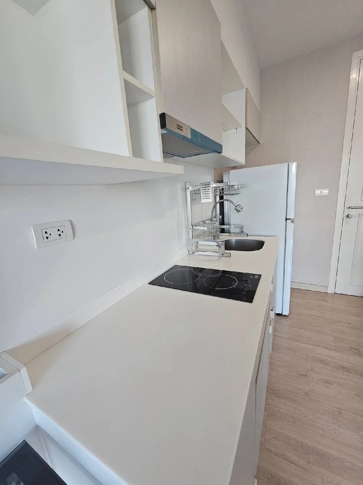 Condo for sale, Parkland Phetkasem-Tha Phra, 15th floor, open city view, no buildings blocking, great price, come and own it now.