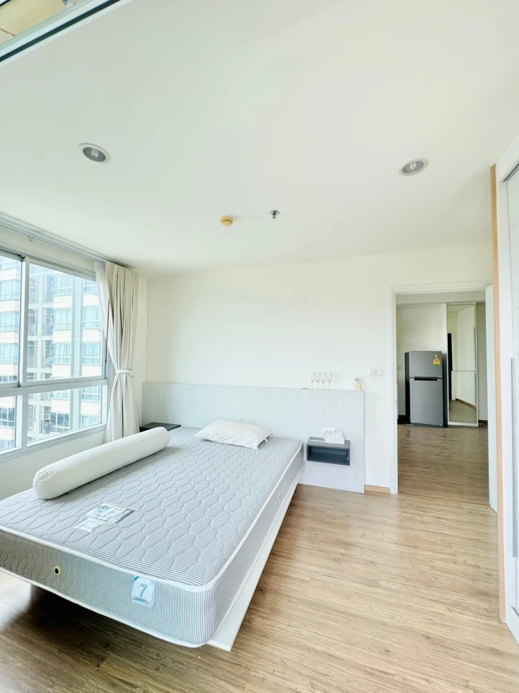 Condo for sale, U Delight Ratchadaphisek, 2 bedrooms, 20th floor, beautiful view, cheapest price in the project, hurry and book.