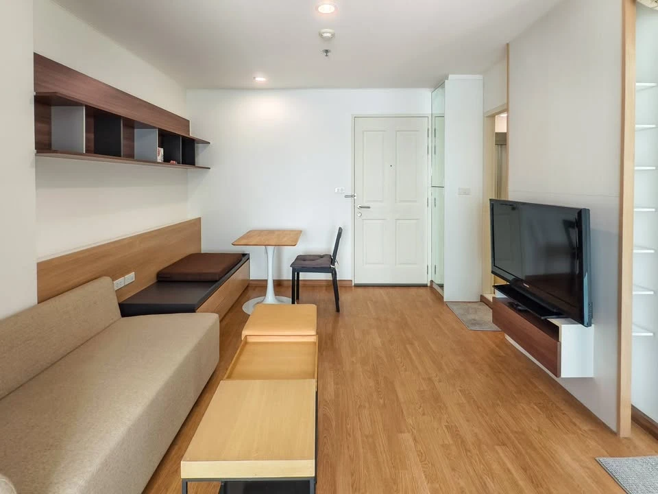 Condo for sale or rent at U Delight @ Chatuchak Station. Separate rooms with clear zoning. Come and own it today!