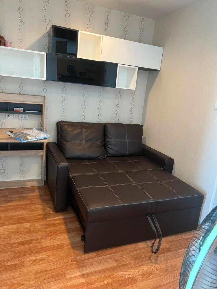 Condo for sale, Lumpini Park Phetkasem 98, well-separated rooms, wallpapered throughout the room, affordable price, hurry and book.