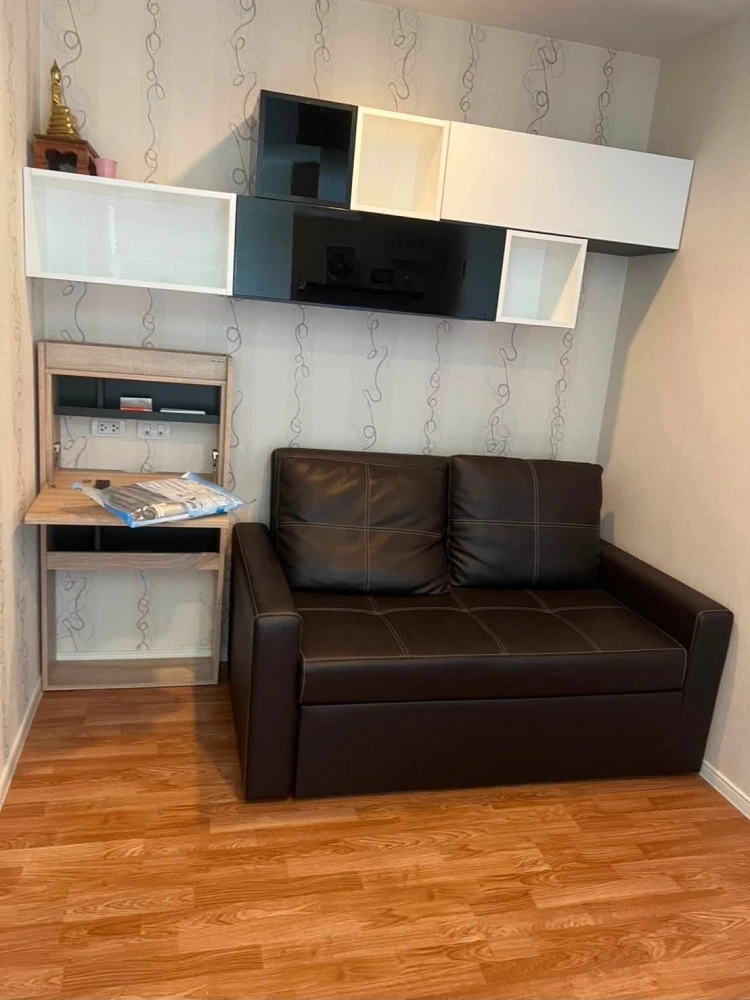 Condo for sale, Lumpini Park Phetkasem 98, well-separated rooms, wallpapered throughout the room, affordable price, hurry and book.