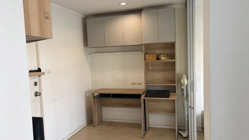 Condo for sale, Lumpini Ville Lasalle-Bearing. The unit is partitioned into separate, clearly defined zones. Great value! Don't miss out!