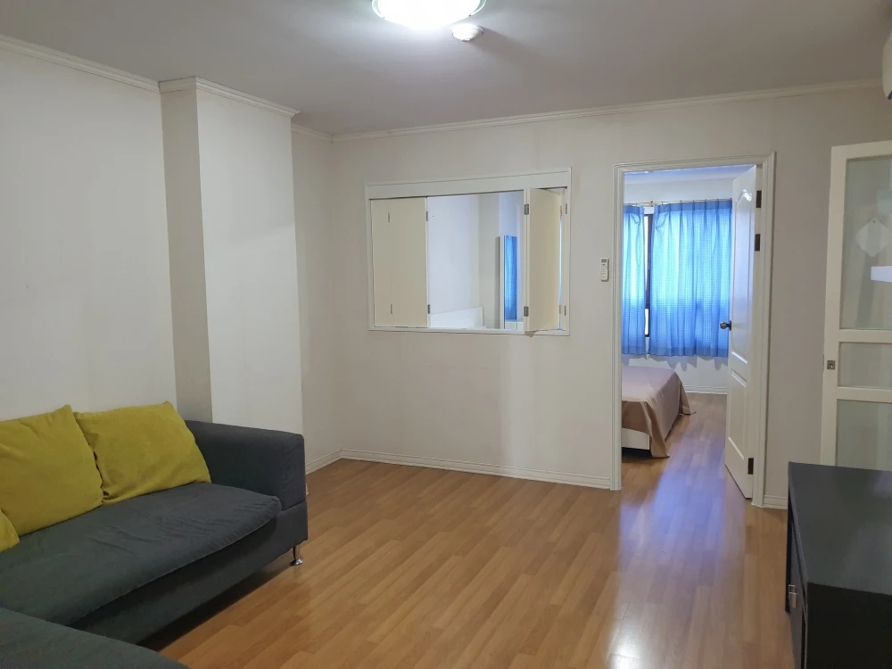 Condo for sale, Lumpini Place Narathiwat Ratchanakarin, spacious room, worthwhile usable area, buy now, don't wait.