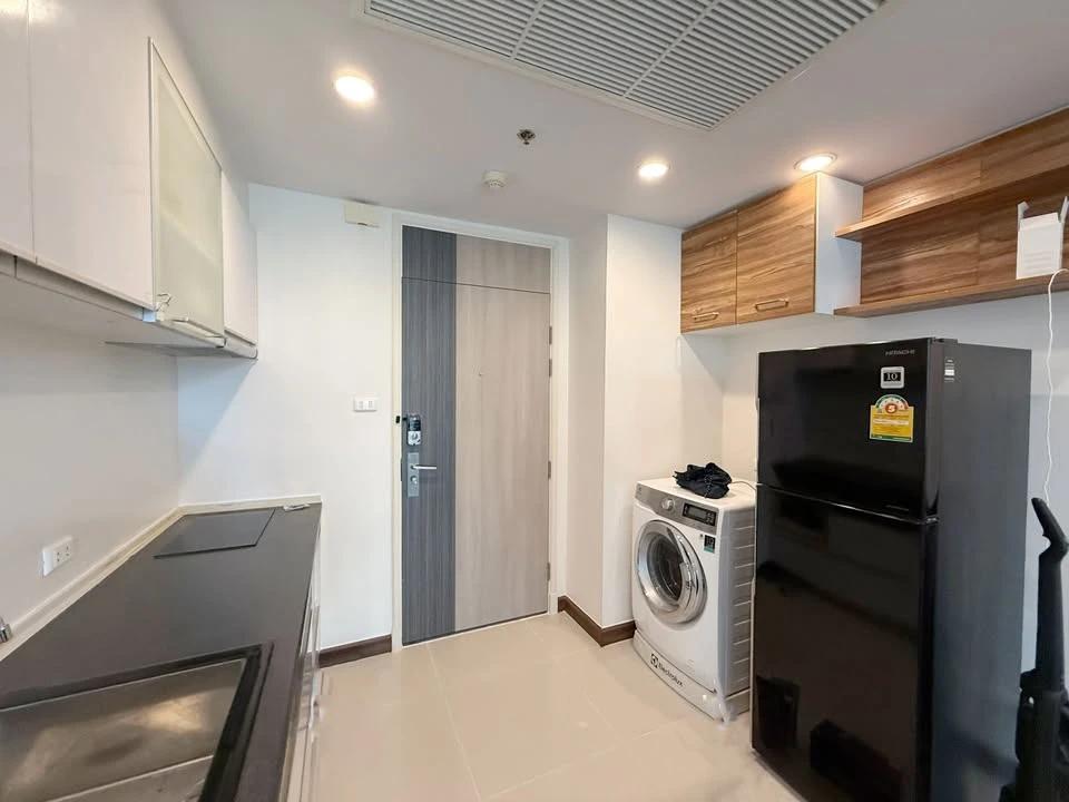 Condo for sale, Supalai Lite Sathorn-Charoen Rat, 1 bedroom, 1 bathroom, 5th floor, shady garden view, not hot, buy now