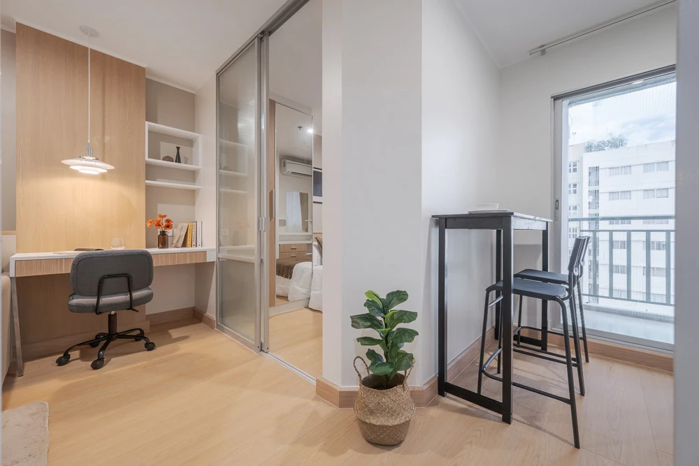 High-Floor Unblocked View Condo for SALE - 25 sq.m., 22nd Floor (Building B), Fully Furnished, Prime Location Next to MRT Pink Line & Near Fashion Isl