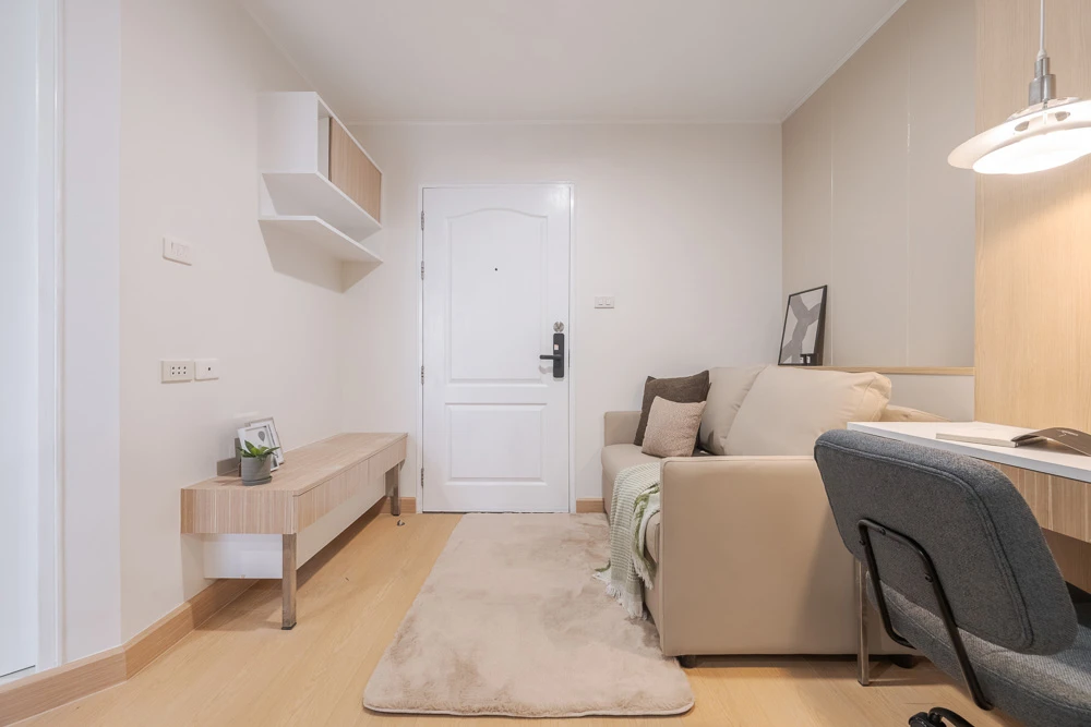 High-Floor Unblocked View Condo for SALE - 25 sq.m., 22nd Floor (Building B), Fully Furnished, Prime Location Next to MRT Pink Line & Near Fashion Isl