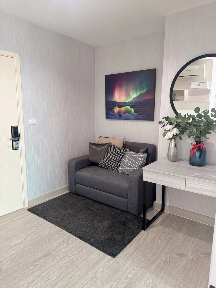 Newly Renovated & Built-in Furniture Condo for SALE - 22nd High Floor, Tower S, Move-in Ready on Main Ngamwongwan Road | ✨ Aspire Ngamwongwan