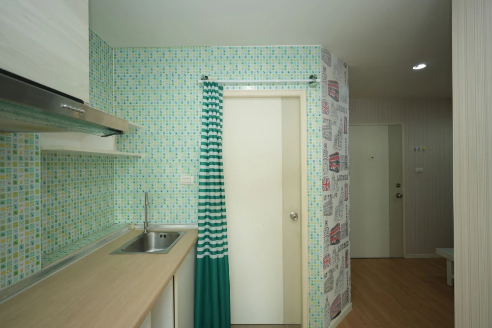 Condo for sale Lumpini Ville On Nut 46, room with good wallpaper, very good price, hurry and reserve now, don't miss out.