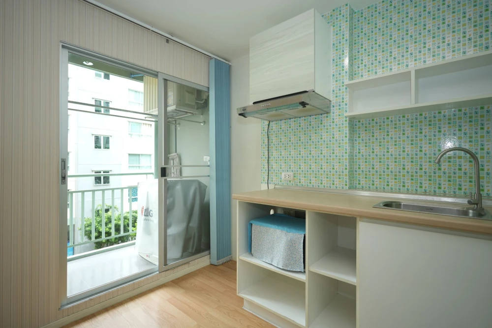 Condo for sale Lumpini Ville On Nut 46, room with good wallpaper, very good price, hurry and reserve now, don't miss out.