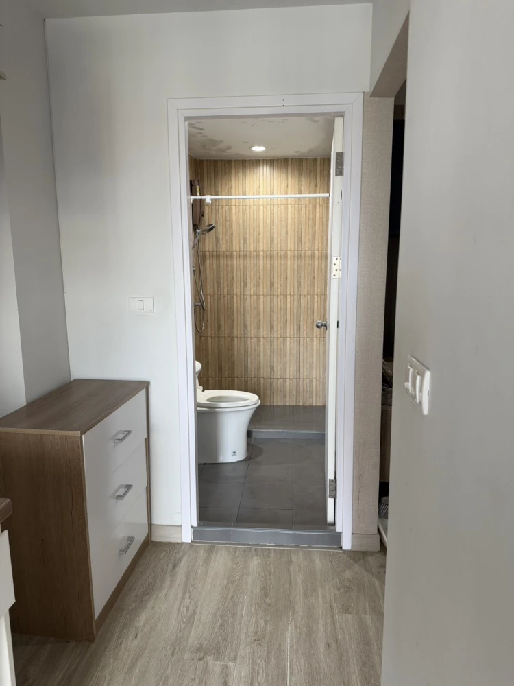 Lovely Pool View Condo for SALE - 6th Floor, 28.64 sq.m., Prime Location Connecting Ladprao & Ramkhamhaeng near 2 Mass Transit Lines | ✨ HI Ladprao 13