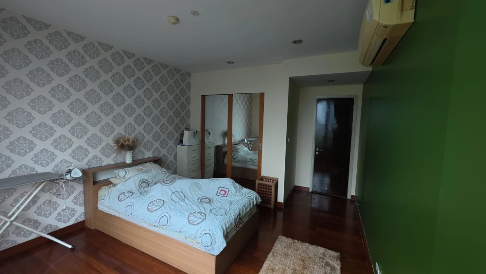 Luxury condo for sale, Watermark Chao Phraya, spacious room, comes with complete facilities, buy now.