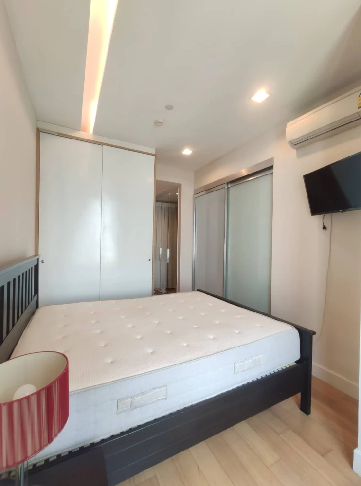 Premium 39.8 sq.m. Condo for SALE - 24th High Floor, North-Facing Balcony (Cool All Day) at Ha Yaek Lat Phrao, Fully Furnished with Impressive Built-i