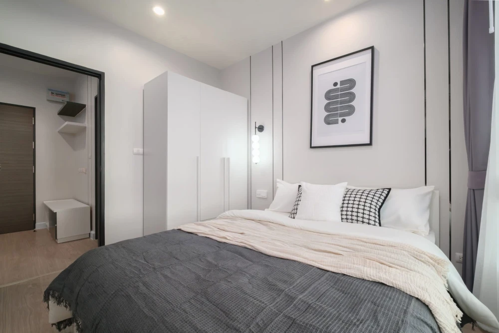 Condo for SALE - 25 sq.m. Private Corner Unit, 8th Floor (Building B), Prime Location Near MRT Bang Son | ✨ Metro Sky Prachachuen
