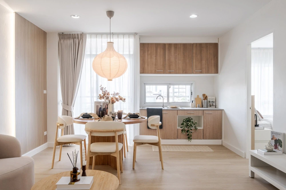 Premium Corner Unit Condo for SALE - 60 sq.m., 2 Bedrooms, 2 Bathrooms, Top Floor (8th Floor), Prime Sukhumvit Location Near BTS On Nut | Special Offe