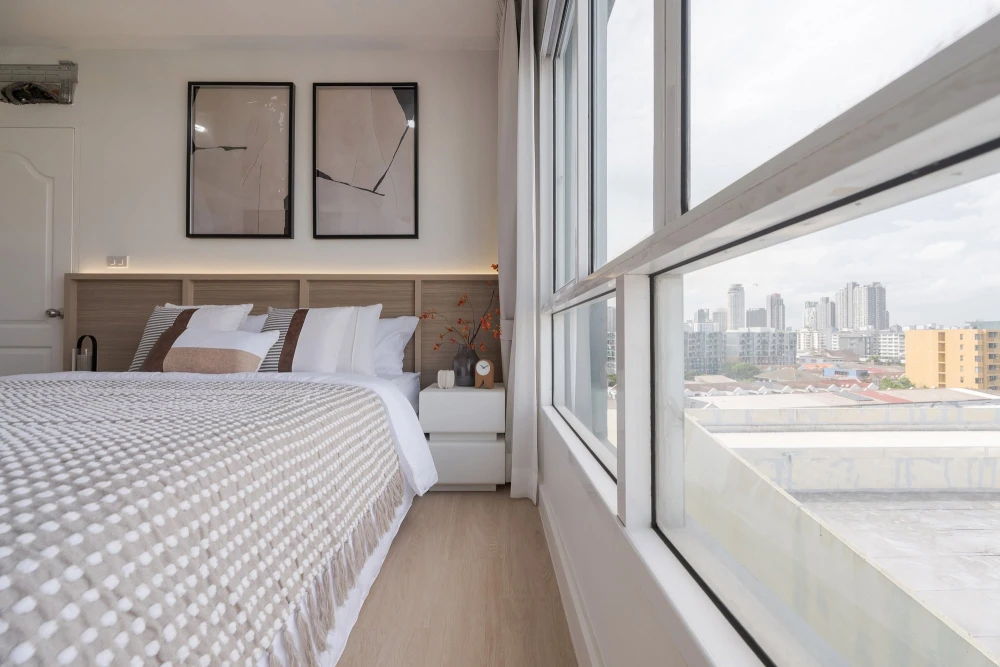 Premium Corner Unit Condo for SALE - 60 sq.m., 2 Bedrooms, 2 Bathrooms, Top Floor (8th Floor), Prime Sukhumvit Location Near BTS On Nut | Special Offe
