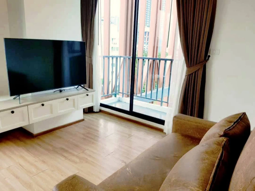Condo for sale, corner room, beautiful view, city view and Chao Phraya River view at Notting Hill The Exclusive Charoen Krung, book now.