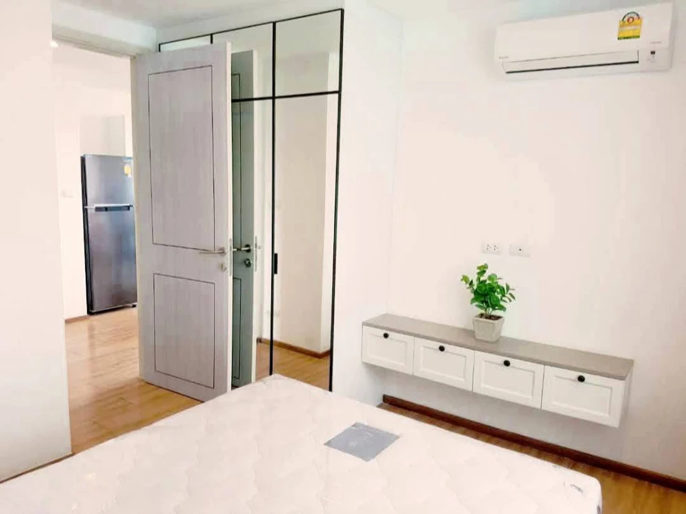 Condo for sale, corner room, beautiful view, city view and Chao Phraya River view at Notting Hill The Exclusive Charoen Krung, book now.