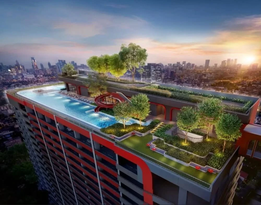 Selling down payment for Aspire Huai Khwang. High-floor unit, great location, beautiful view, and complete amenities. Book now!