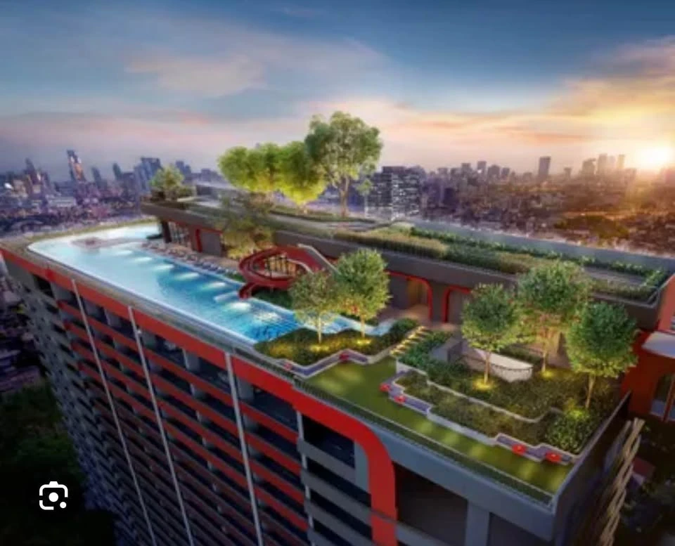 Selling down payment for Aspire Huai Khwang. The room is on the 25th floor, very high up, and has great ventilation. Hurry and reserve now!