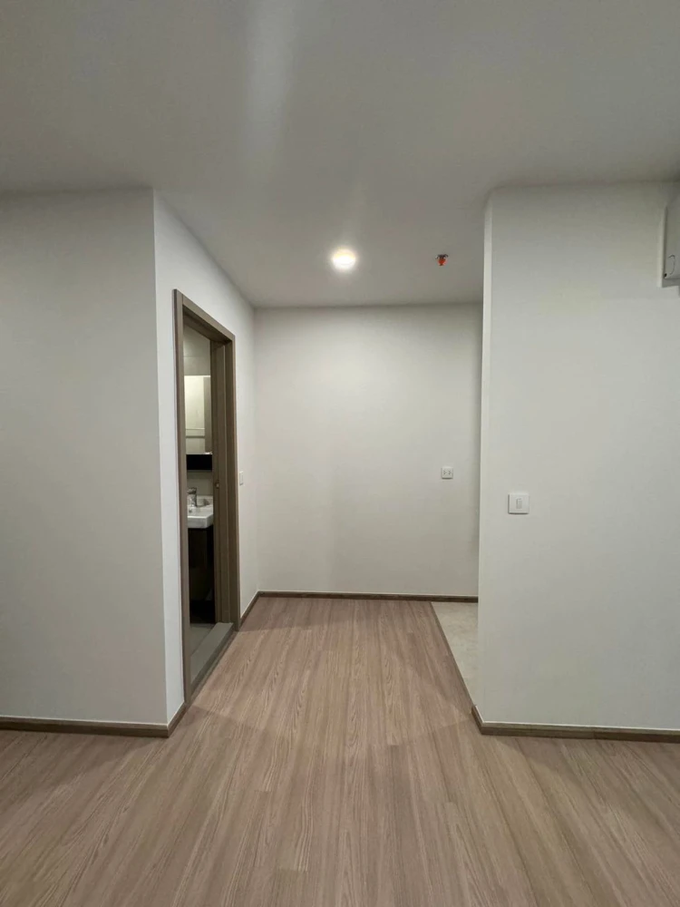 Selling down payment Aspire Sukhumvit - Rama 4, 16th floor, corner room, kitchen attached to balcony, good location, reserve now!