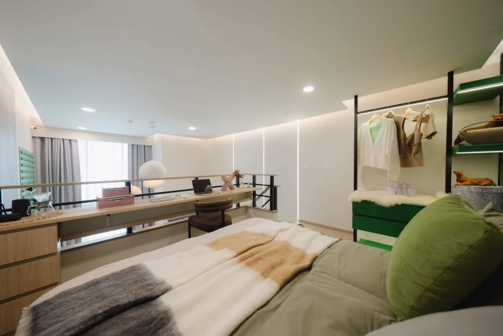 Selling down payment on Aspire Sukhumvit - Rama 4, Vertiplex room, high floor, open view like this, good wind, good ventilation, very little!