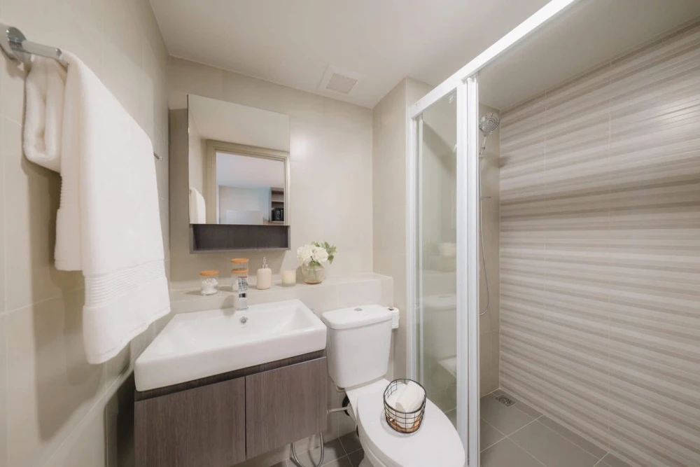 Selling down payment on Aspire Sukhumvit - Rama 4, Vertiplex room, high floor, open view like this, good wind, good ventilation, very little!