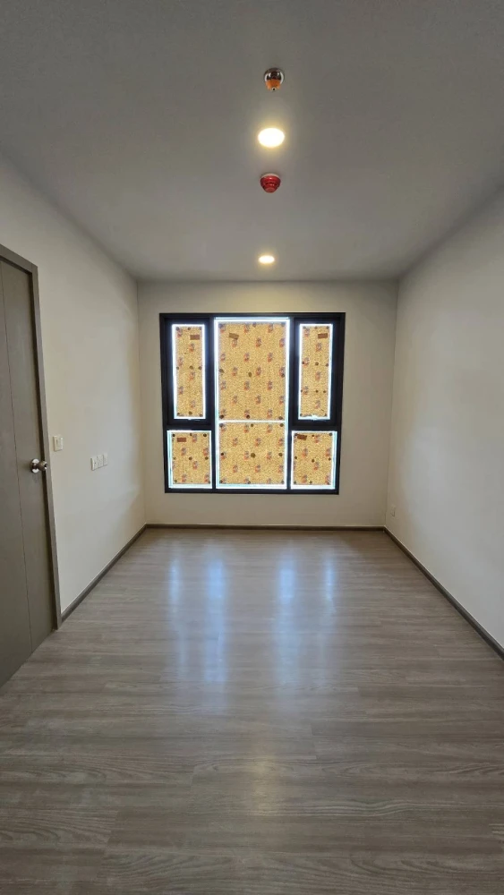 Selling down payment Aspire Sukhumvit - Rama 4, 1 Bed Plus room, 8th floor, north side, open view, come and reserve now.