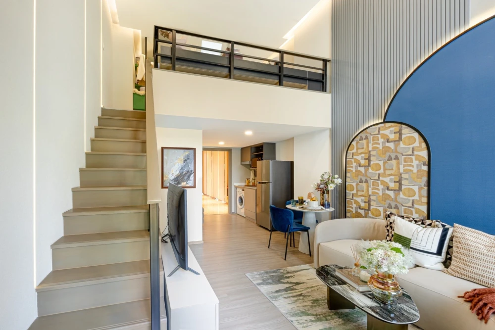 ขายดาวน์ ASPIRE สุขุมวิท-พระราม 4 ห้องดีไซน์พิเศษ Modular Layout Design รูปแบบ VERTIPLEX เพดานสูง รีบมาจอง
