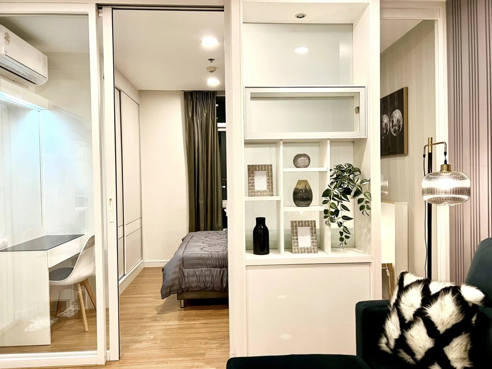 For sale or rent Centric Scene Sukhumvit 64, separate rooms, divided into suitable lots, good price, hurry and reserve now.