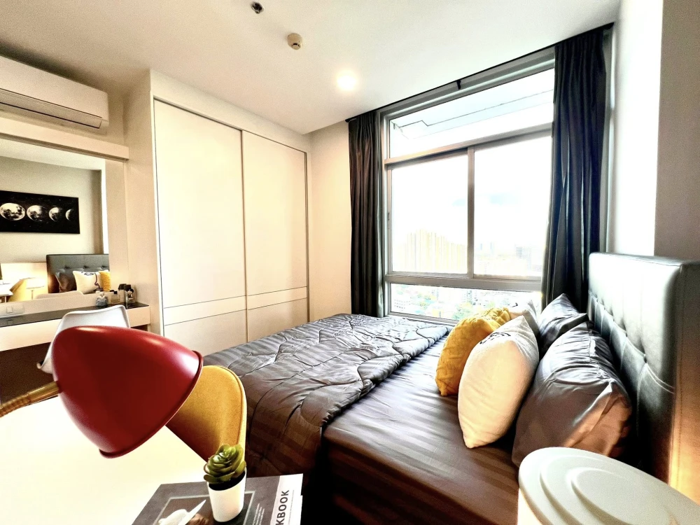 For sale or rent Centric Scene Sukhumvit 64, separate rooms, divided into suitable lots, good price, hurry and reserve now.