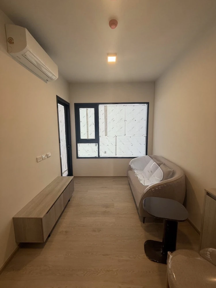 Selling down payment for COBE Kaset Sripatum, 10th floor. Great project, great location. Book now! Urgent!