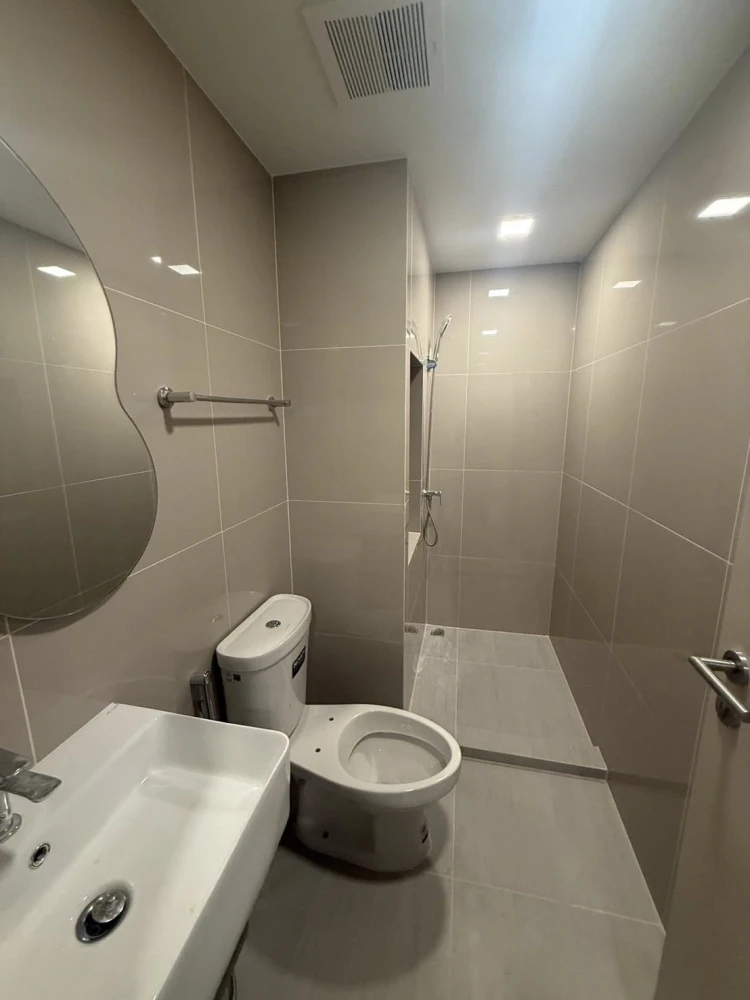 Selling down payment for COBE Kaset Sripatum, 10th floor. Great project, great location. Book now! Urgent!