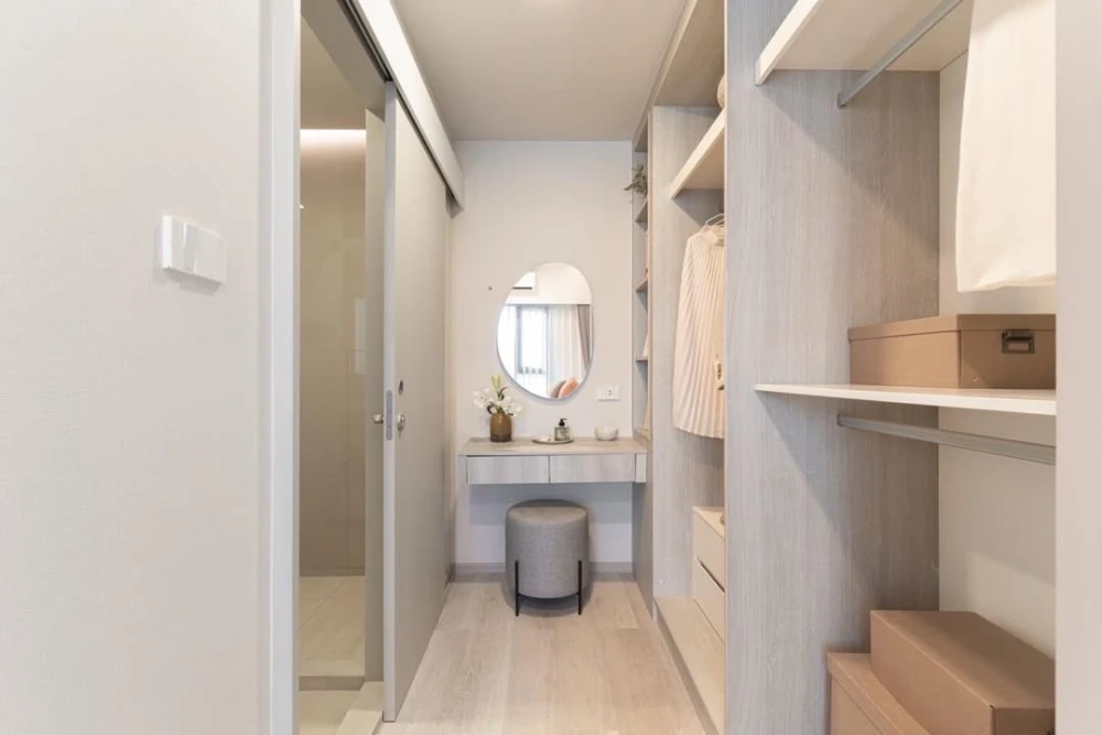 Selling down payment for COBE Ratchada - Rama9. The project area is very large, meeting all lifestyle needs. Good location, convenient transportation.