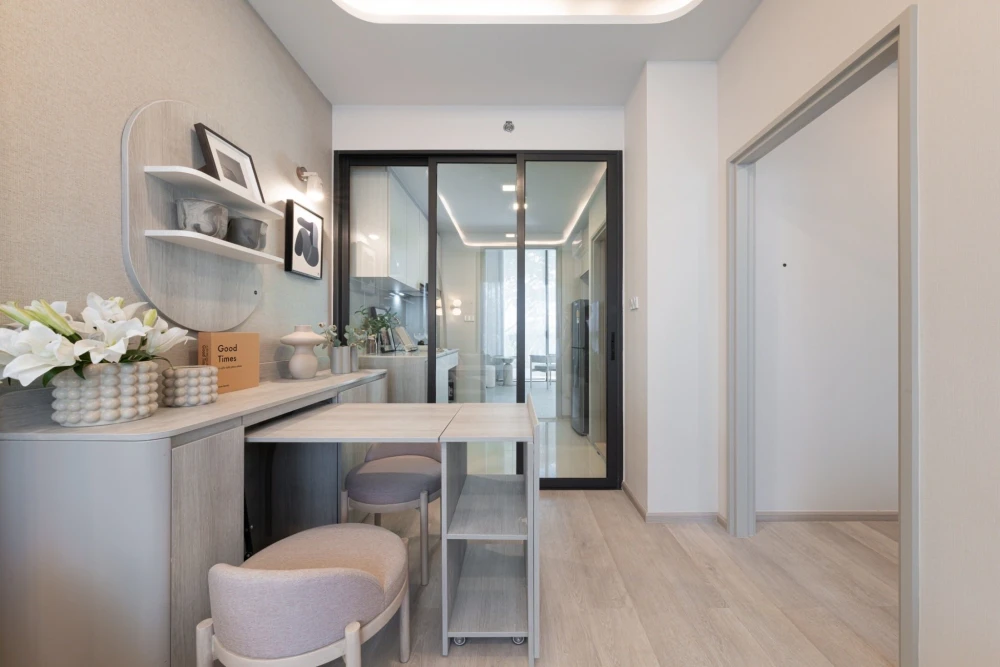 Selling down payment for COBE Ratchada Rama 9, 1 bedroom, 1 bathroom. Excellent location with complete amenities. Don't miss out!