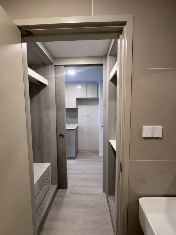 Selling down payment for COBE Ratchada Rama 9, 1 bedroom unit. Great location, cool unit. Don't miss out!