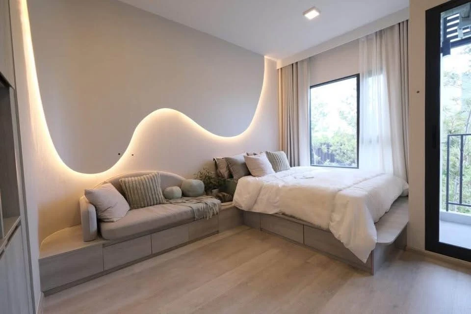 Selling down payment for Cobe Ratchada Rama 9, Building F, 18th floor, Fully Furnished, full of amenities. Interested, reserve now.